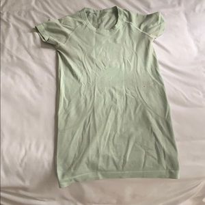 Lululemon Short Sleeve